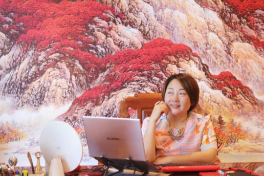 数字音视工程网 | 专访一号娱乐掌舵人龙平芳：登高望远天地阔，肝胆相照一心同