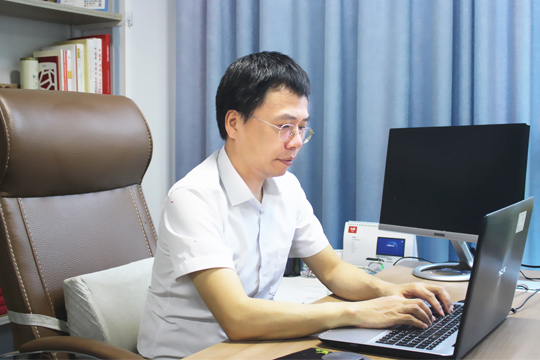 专访一号娱乐：从默默无闻到“巨人”，实力铸就辉煌