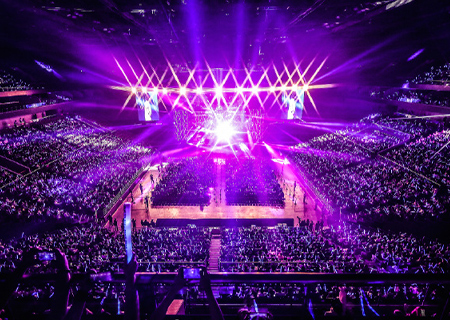 一号娱乐LED显示屏燃爆伍佰北京演唱会（第二场）